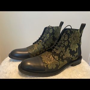 NEW Taft Handcrafted in Spain Boots